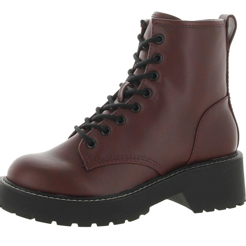 Steve Madden moto burgundy combat utility grunge 90’s lug boot size 8
